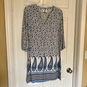Old Navy Women’s Dress ~ Size M ~ Blue flowers/paisley.